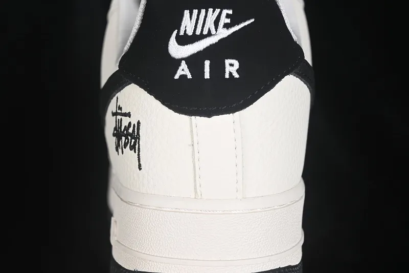 All categories Nk Air Force 1 Air Force series Nk Air Force 1 Low Air Force low-top Nike Air Force 1'07 Low joint model Air Force 1 low-top casual sneakers DN1688-820